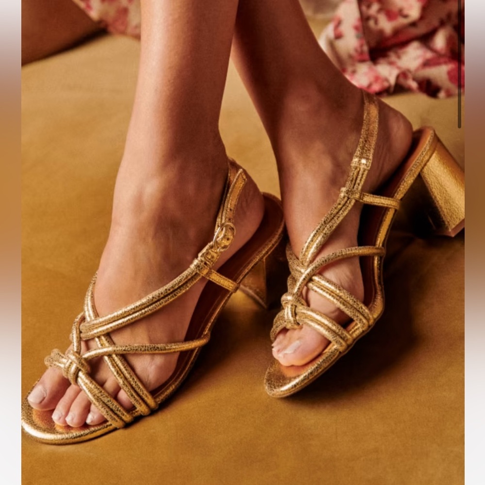 NWT Sézane Thalie sandals